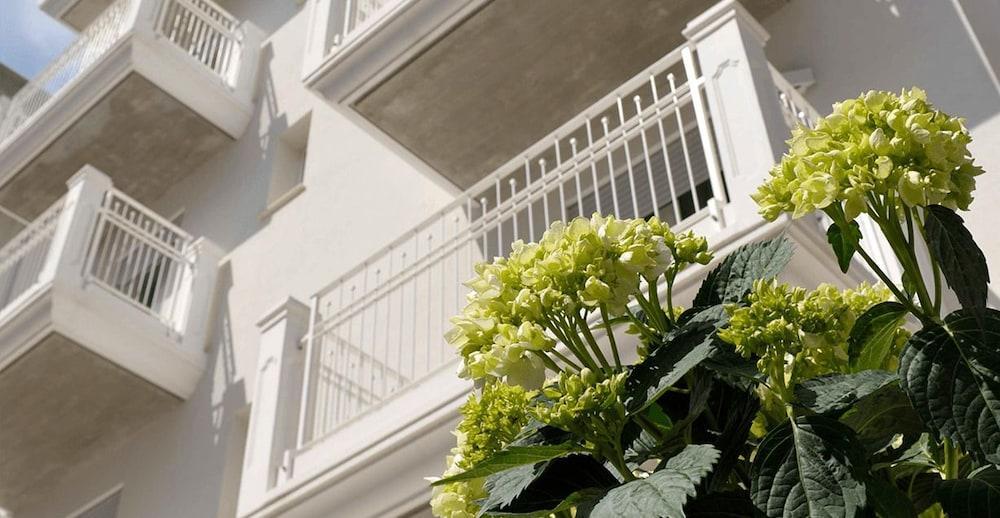 Residence Hotel Rubino Fogliano Marina Exteriér fotografie